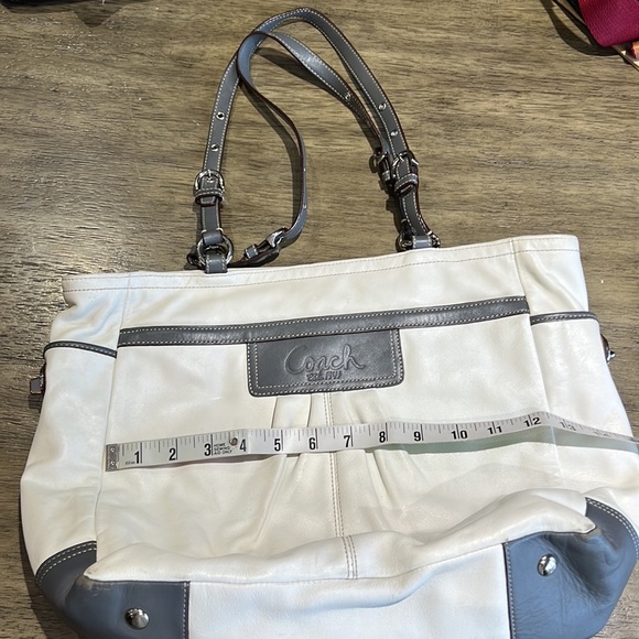 White and gray leather Coach Tote - Picture 2 of 10